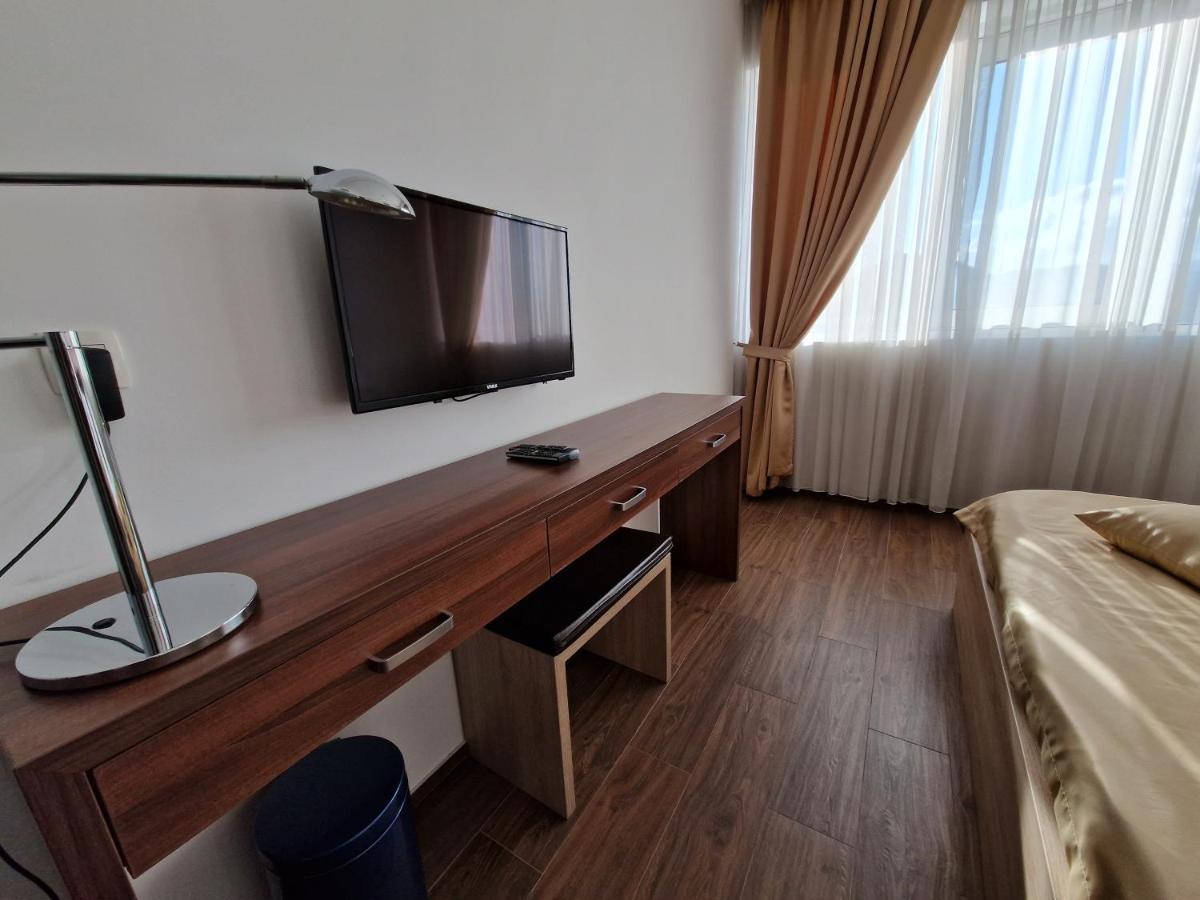 Motel Celebic Mitrovici  Exterior photo