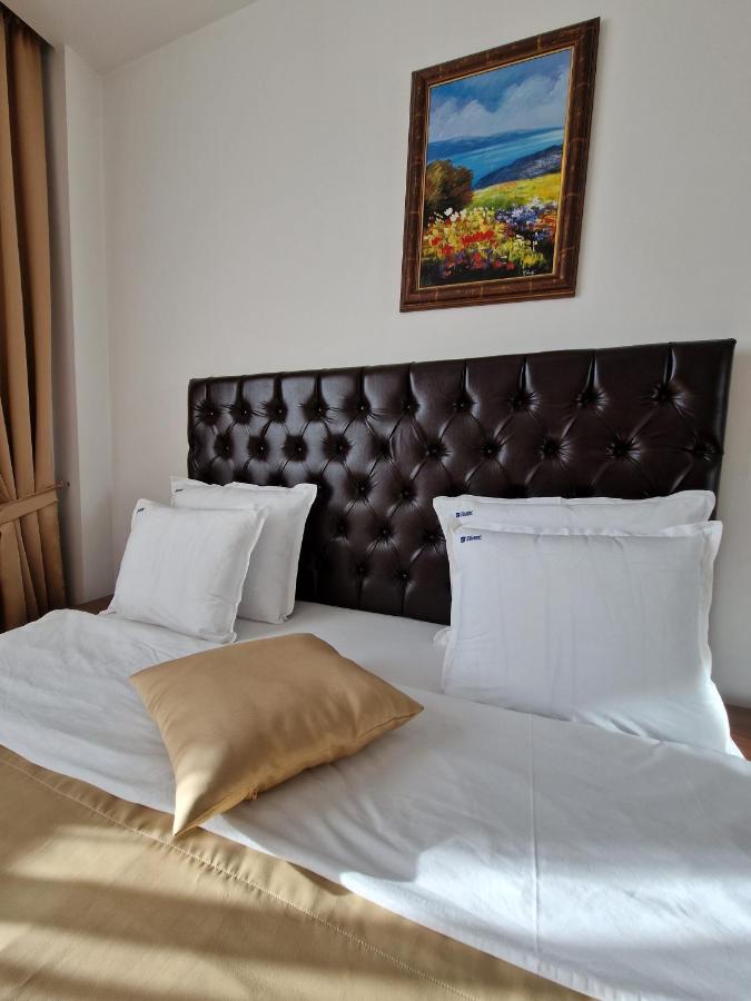 Motel Celebic Mitrovici  Exterior photo